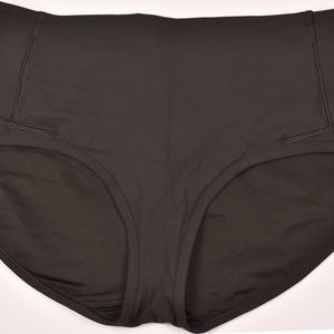 NWOT Lululemon Swift Speed Race Brief - Black Size 12